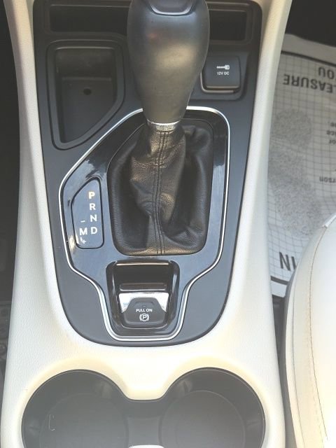 Used 2019 Jeep Cherokee Limited image 35