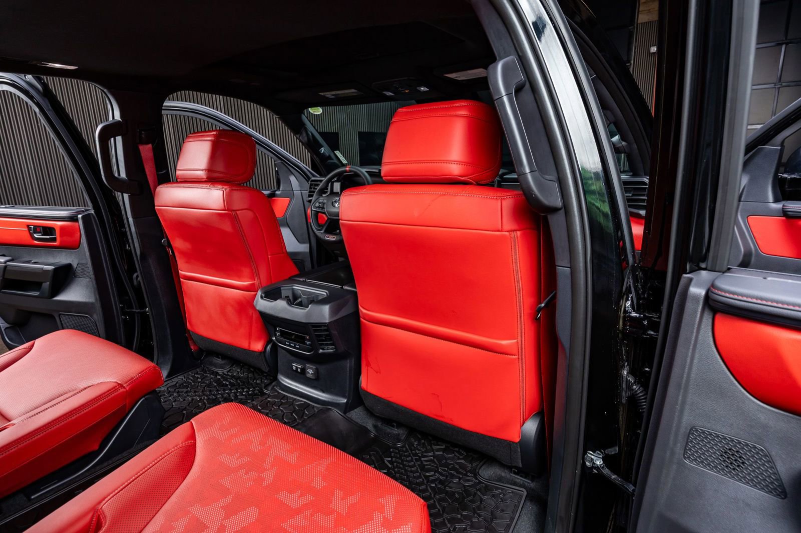 Used 2025 Toyota Sequoia TRD Pro image 32