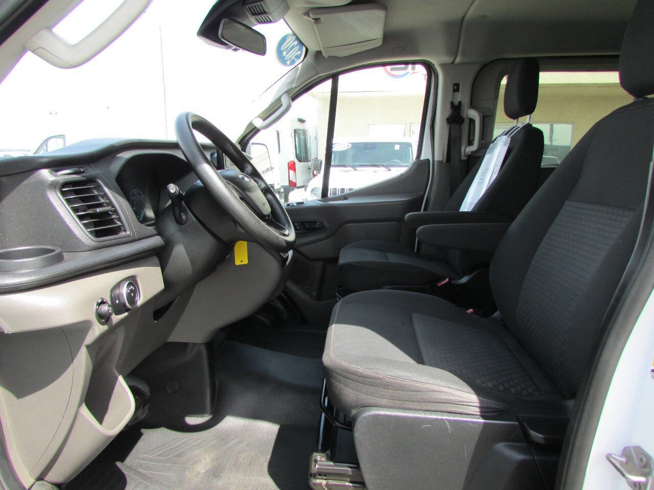 Used 2020 Ford Transit 150 XL RWD image 11