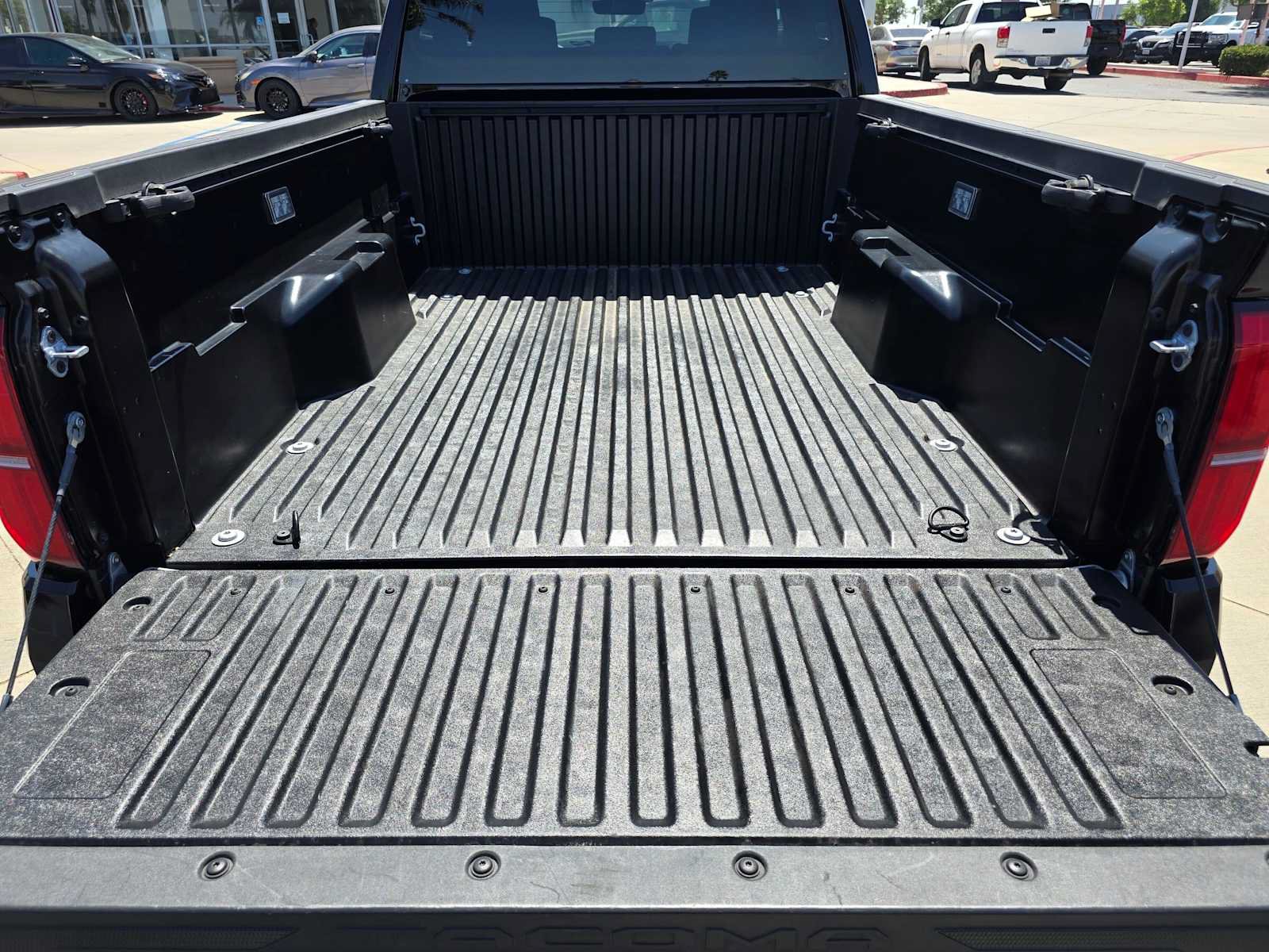 Certified 2025 Toyota Tacoma TRD Sport AWD/4WD image 14