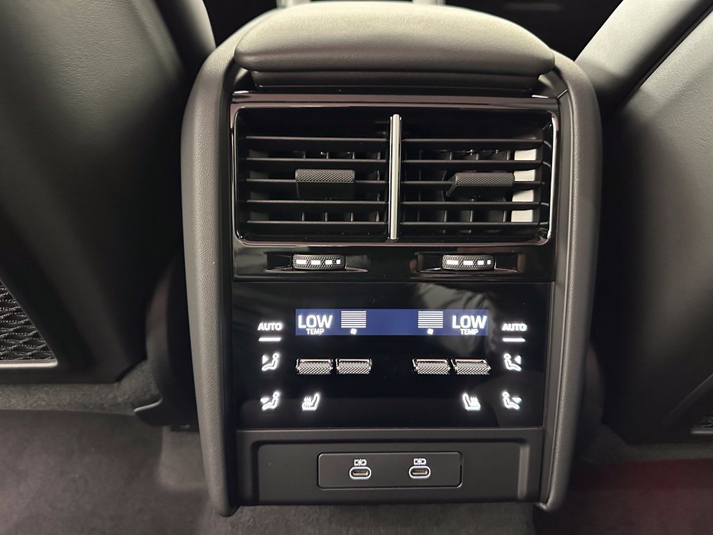 Used 2026 Porsche Cayenne S AWD/4WD image 43