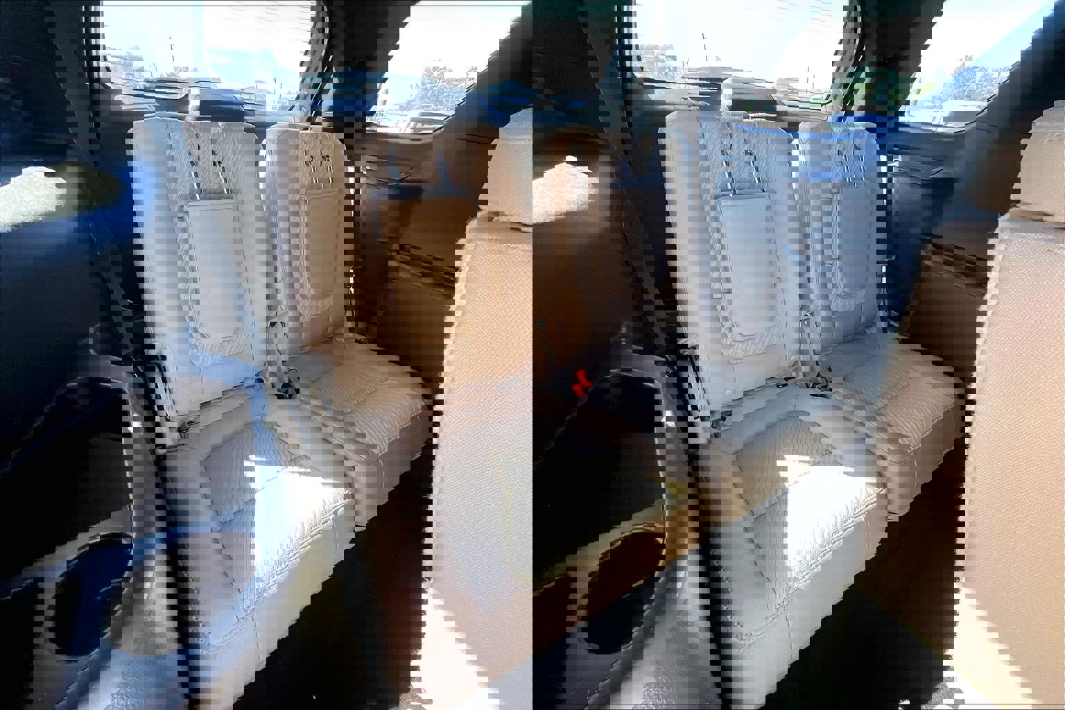 Used 2016 Ford Explorer Base image 11