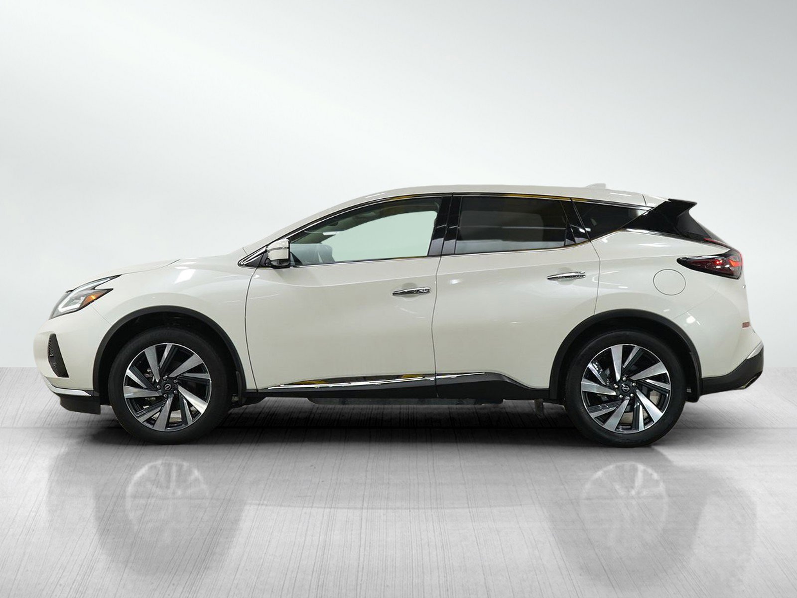 Used 2023 Nissan Murano SL w/ SL Moonroof Package AWD/4WD image 2