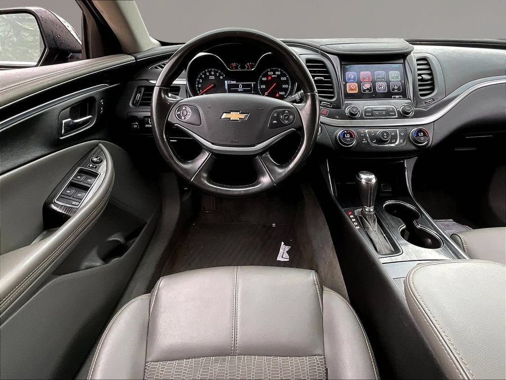 Used 2018 Chevrolet Impala LT FWD image 8