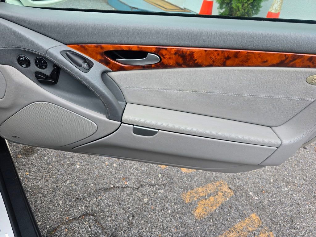 Used 2003 Mercedes-Benz SL 500 image 11