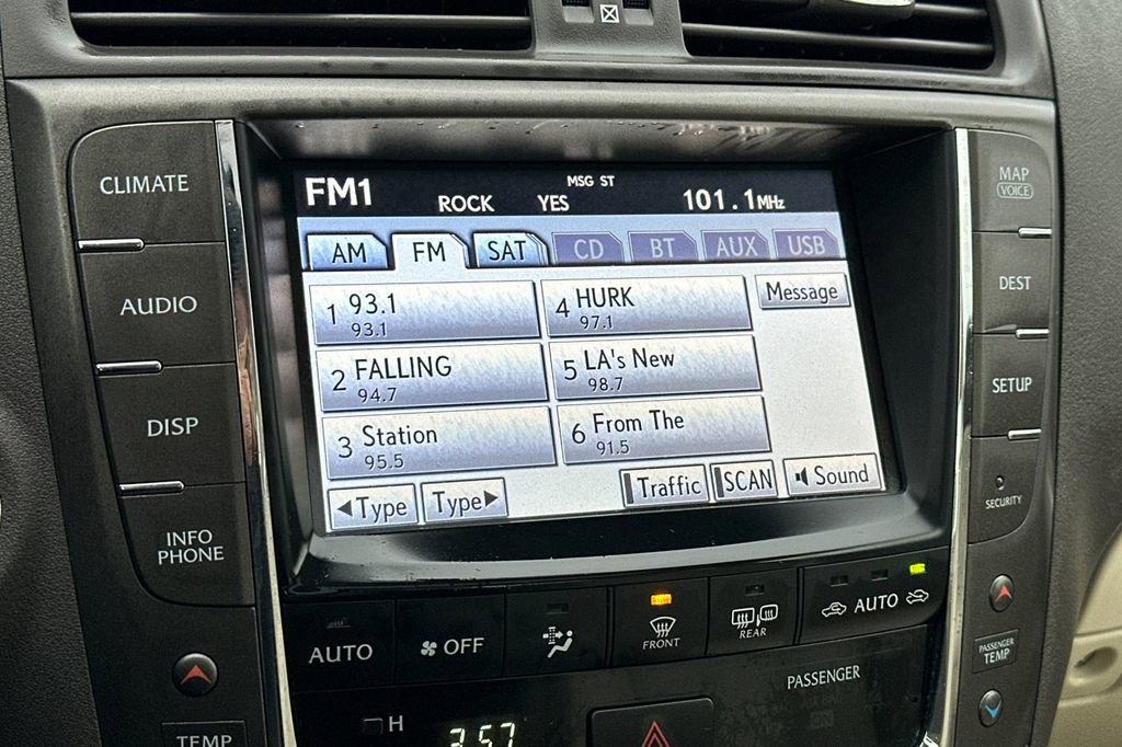 Used 2012 Lexus IS 350 image 17