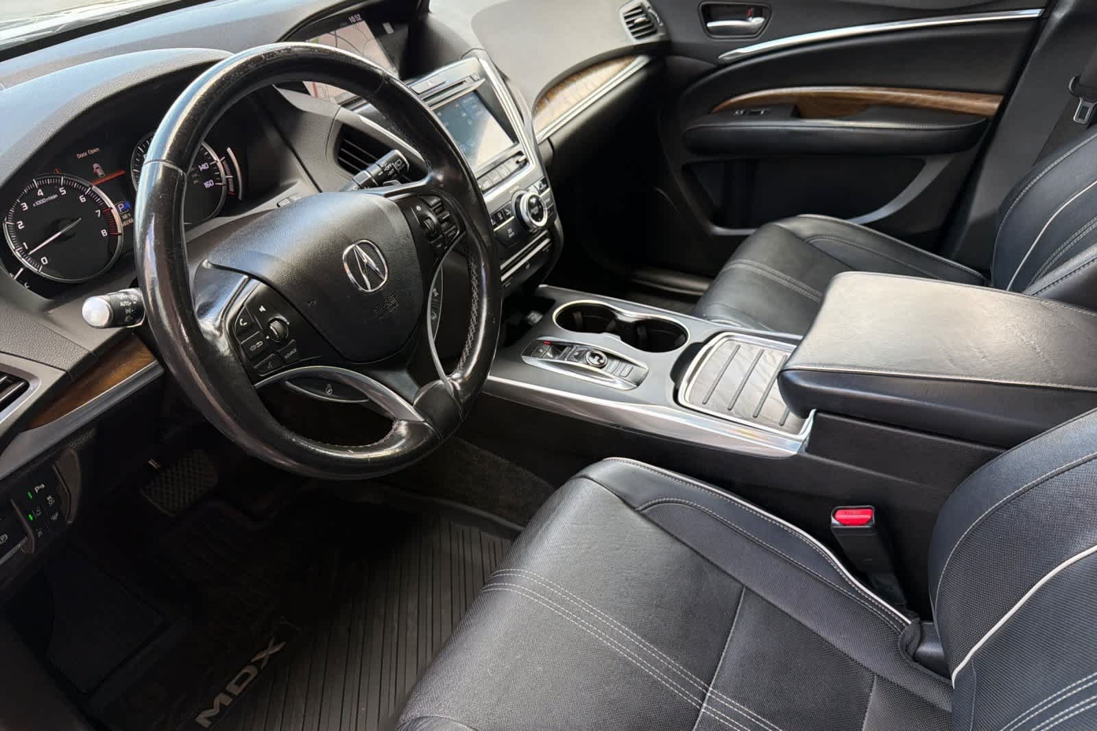 Used 2018 Acura MDX w/ Advance & Entertainment Pac AWD/4WD image 11
