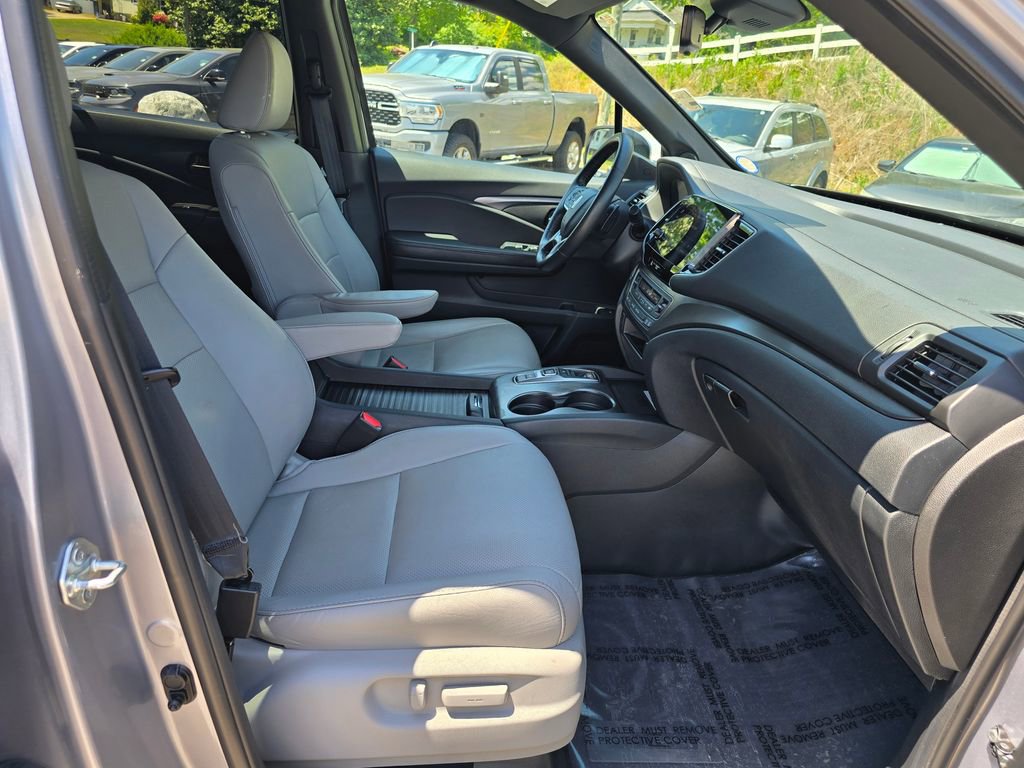 Used 2023 Honda Passport EX-L image 31