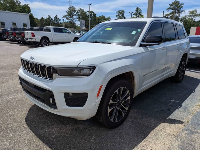 Used 2022 Jeep Grand Cherokee L Overland w/ Luxury Tech Group IV RWD image 3