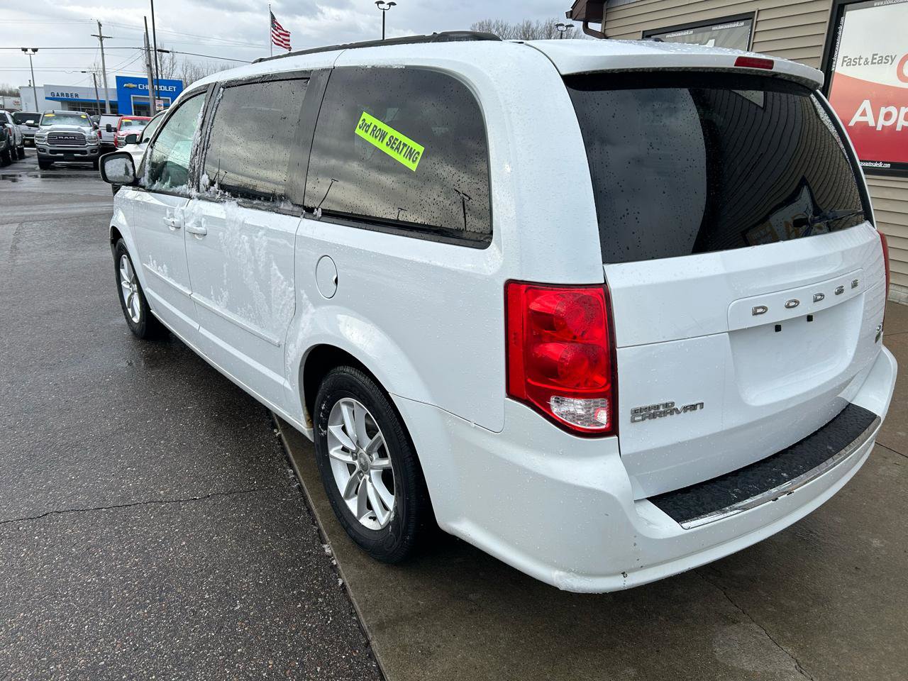 Used 2016 Dodge Grand Caravan SXT FWD image 7