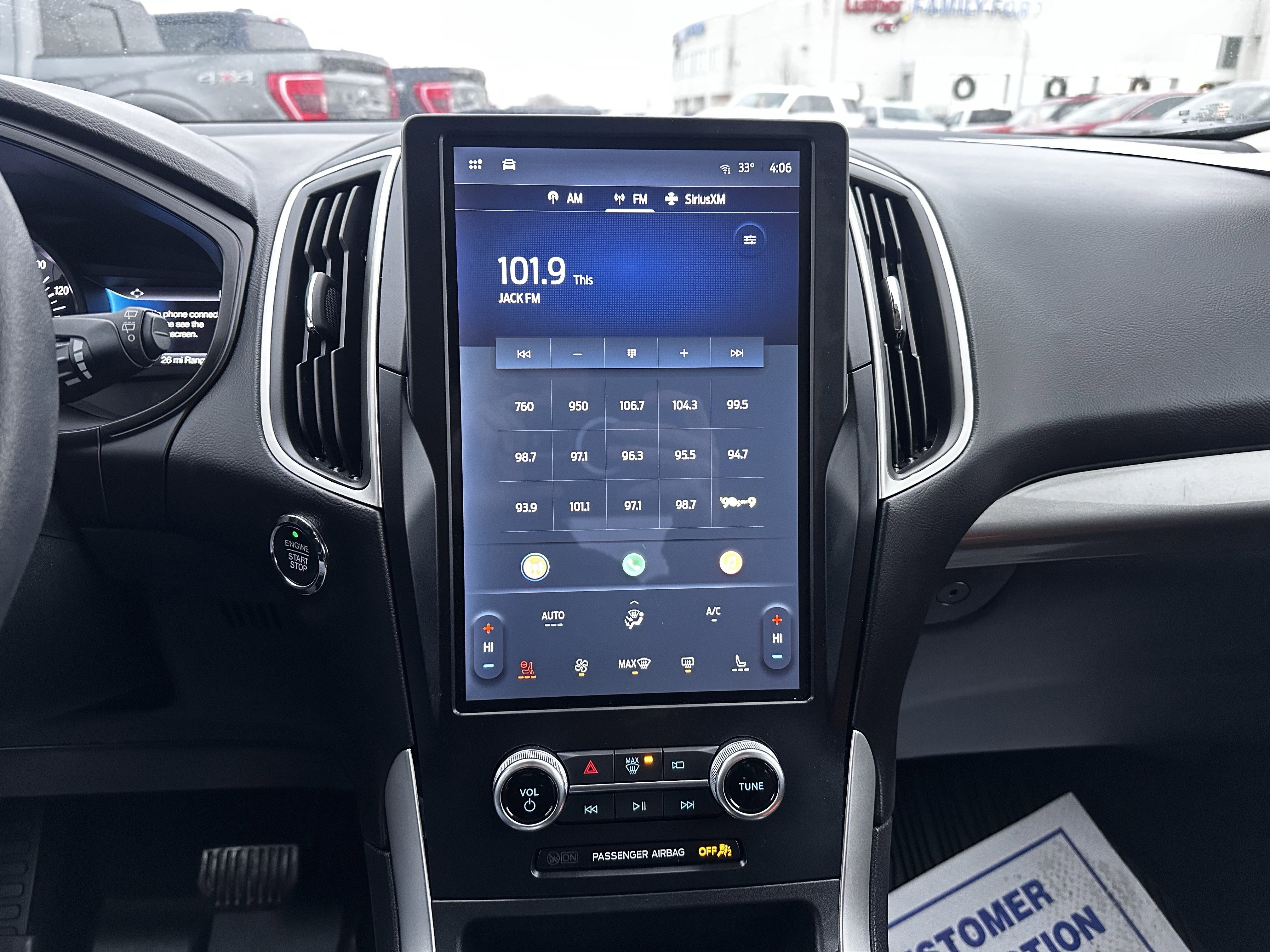 Certified 2024 Ford Edge SEL w/ Convenience Package image 16