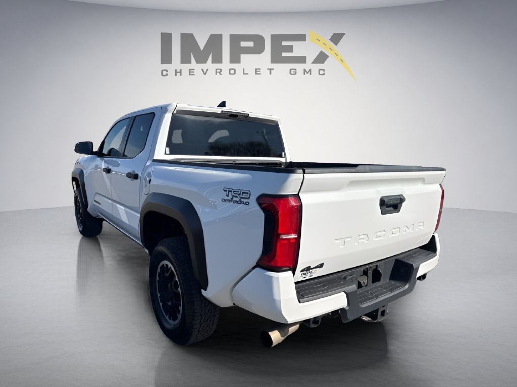 Used 2024 Toyota Tacoma TRD Off-Road AWD/4WD image 3