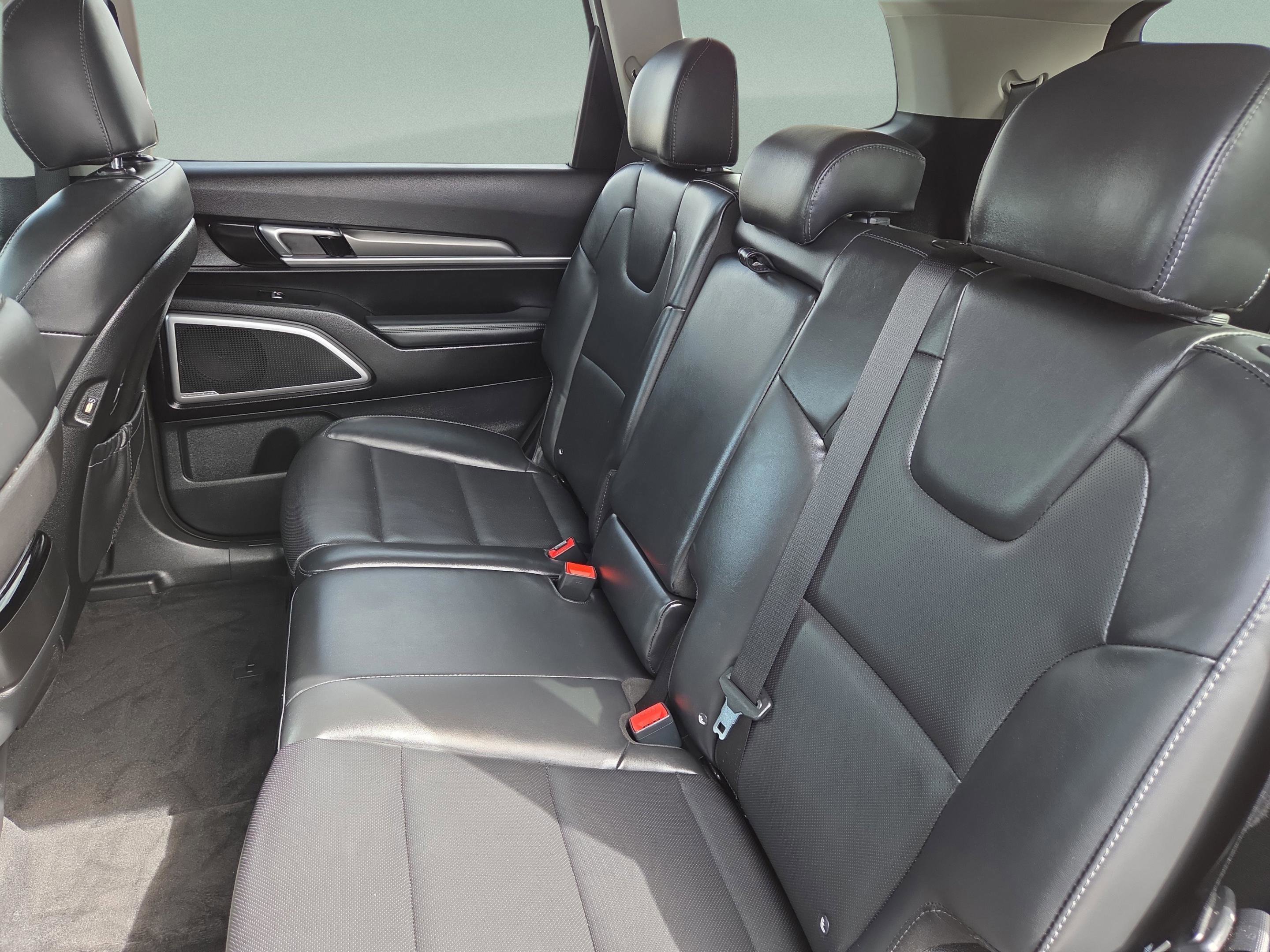 Used 2020 Kia Telluride LX image 27