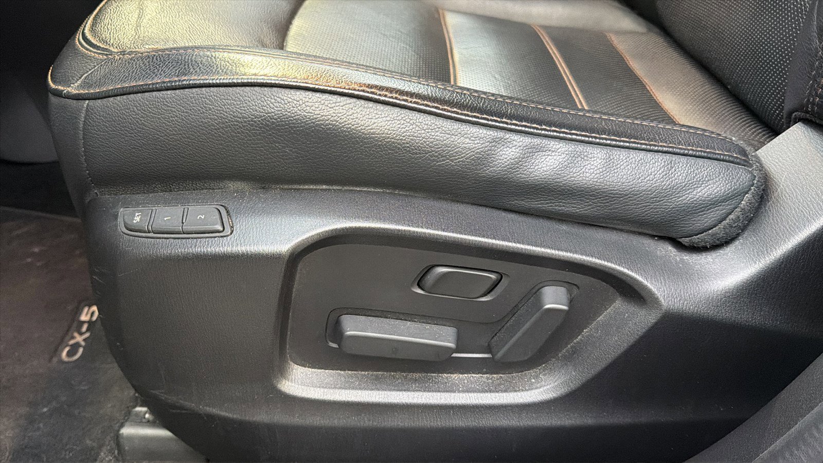 Used 2020 MAZDA CX-5 Grand Touring w/ GT Premium Package image 14