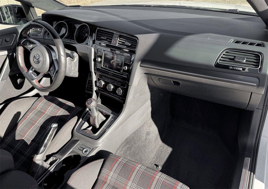 Used 2019 Volkswagen GTI Rabbit Edition image 28