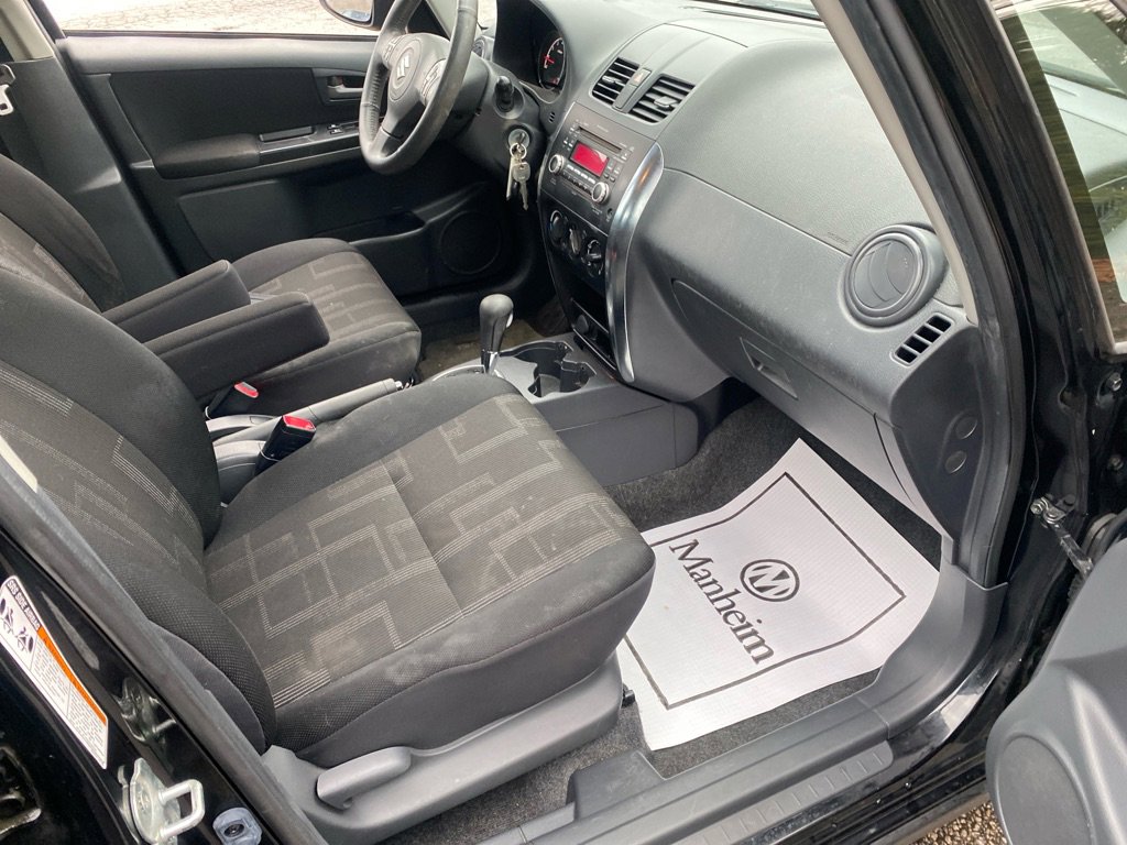 Used 2012 Suzuki SX4 AWD Hatchback image 19