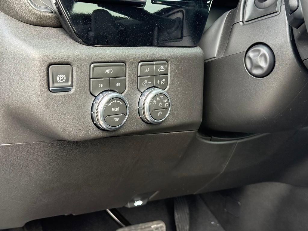 New 2026 GMC Sierra 1500 SLT w/ SLT Premium Plus Package image 16