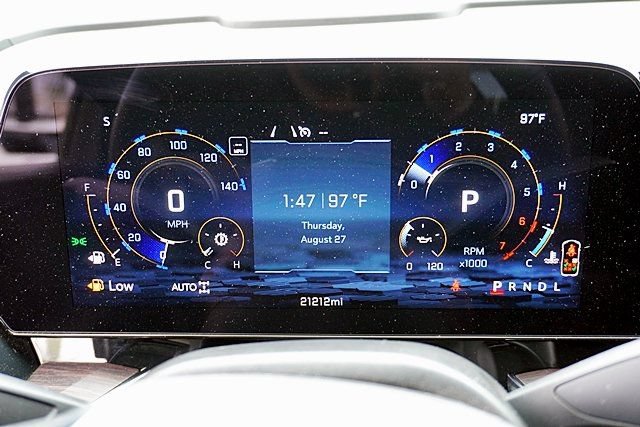 Used 2025 Chevrolet Tahoe LS AWD/4WD image 45