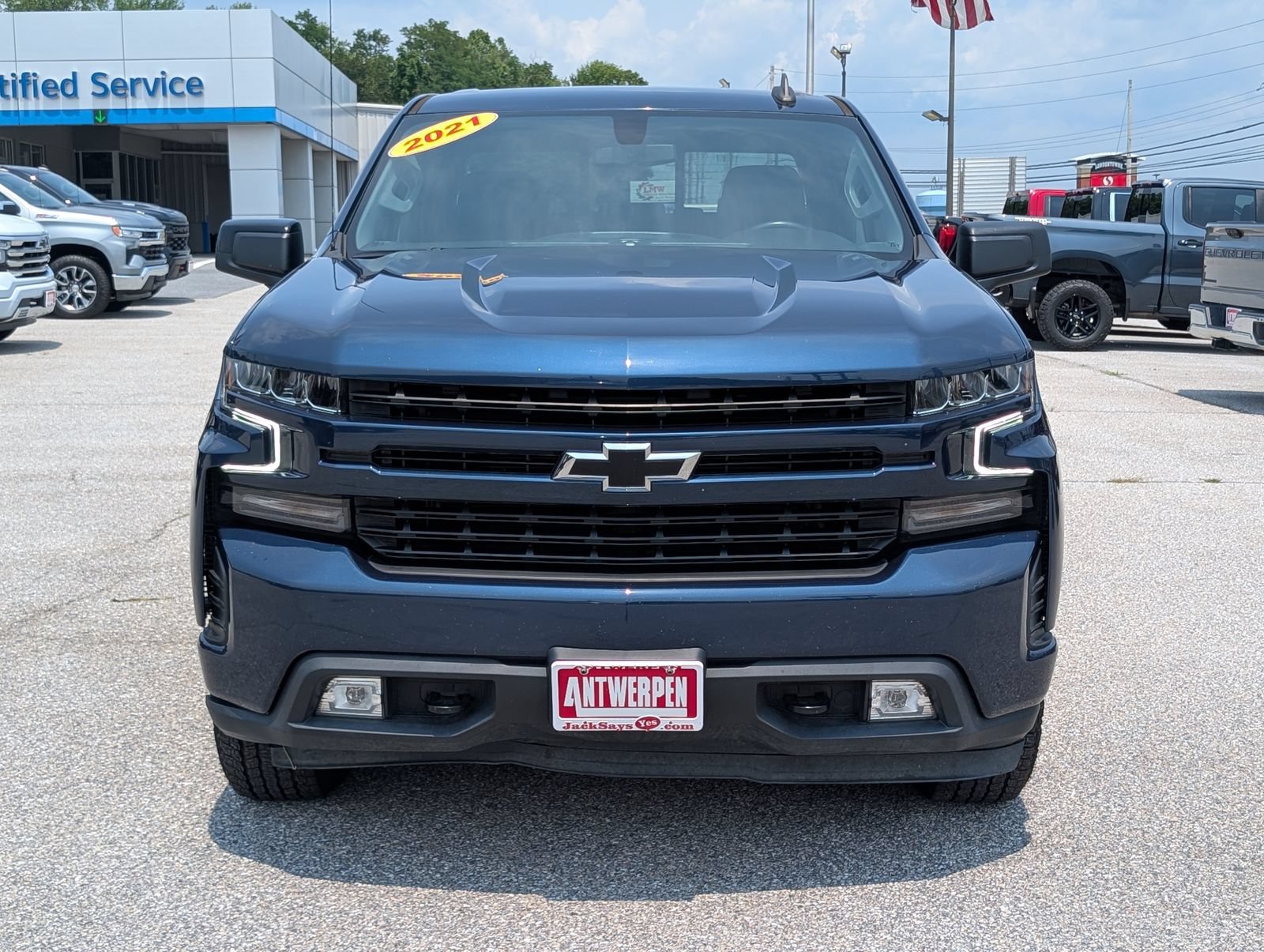 Used 2021 Chevrolet Silverado 1500 RST w/ Convenience Package II AWD/4WD image 8