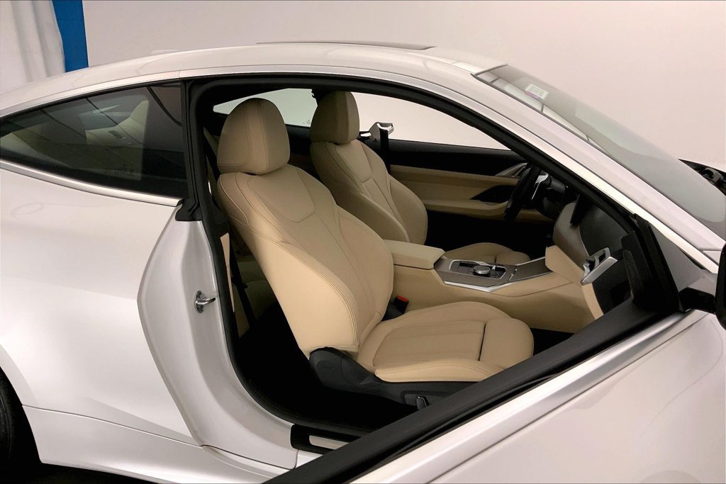 Used 2025 BMW 430i xDrive Coupe w/ Premium Package AWD/4WD image 6