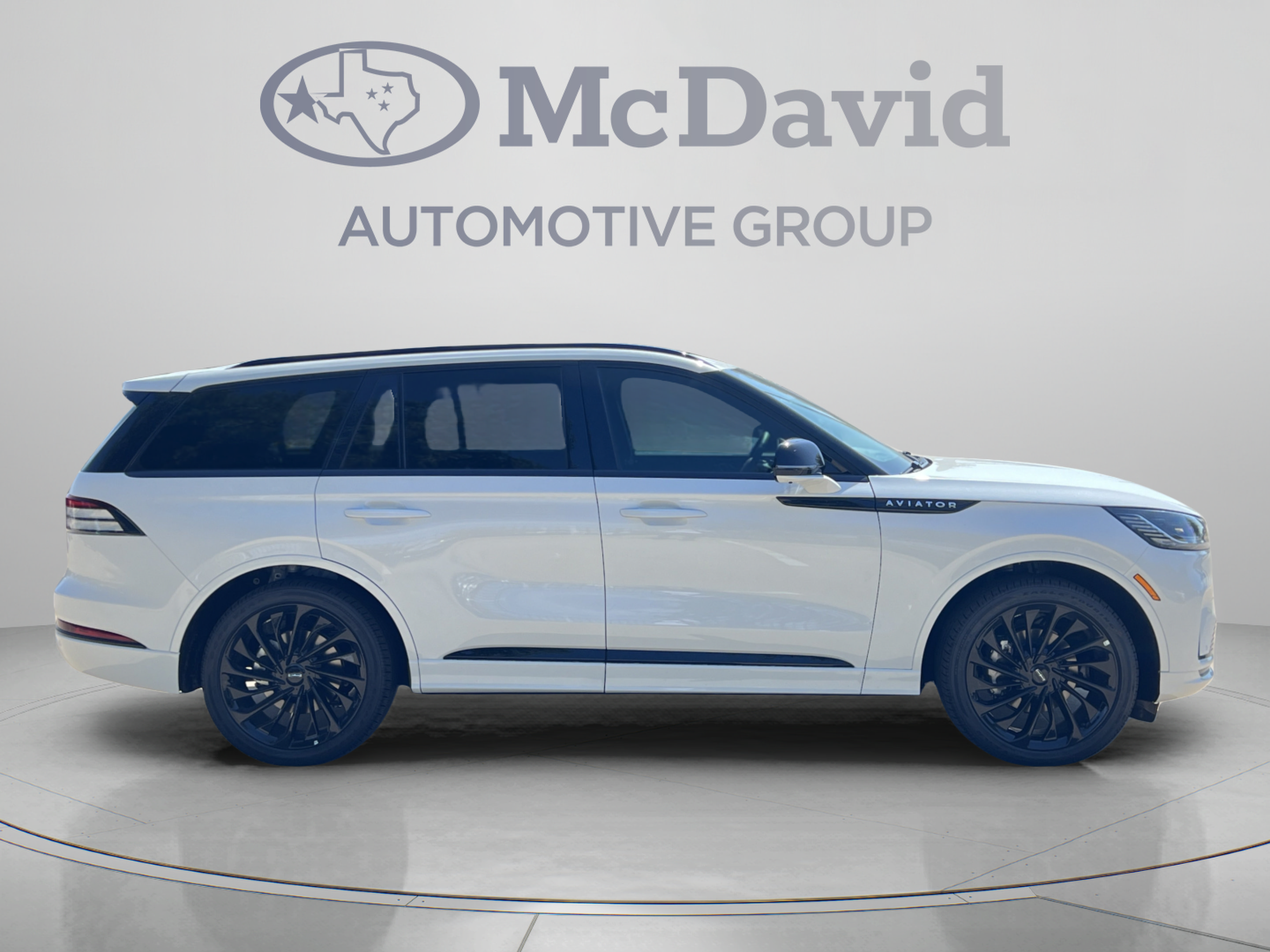 New 2026 Lincoln Aviator Reserve AWD/4WD image 8