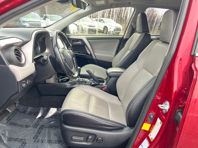 Used 2018 Toyota RAV4 Limited w/ All Weather Liner Package AWD/4WD image 19