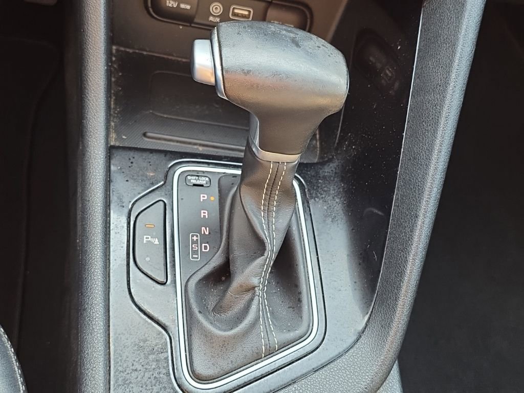 Used 2019 Kia Niro Touring image 33