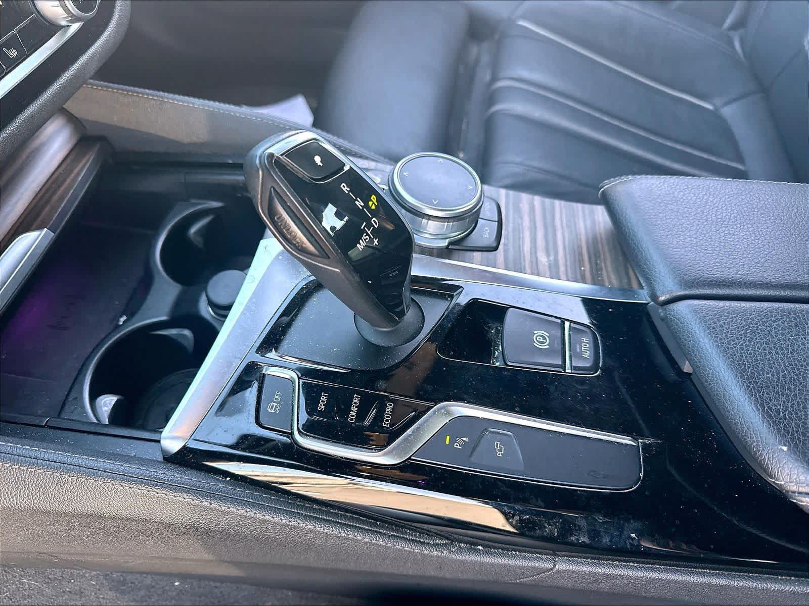Used 2018 BMW 540i w/ M Sport Package RWD image 19