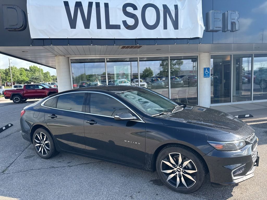 Used 2018 Chevrolet Malibu LT FWD video 1