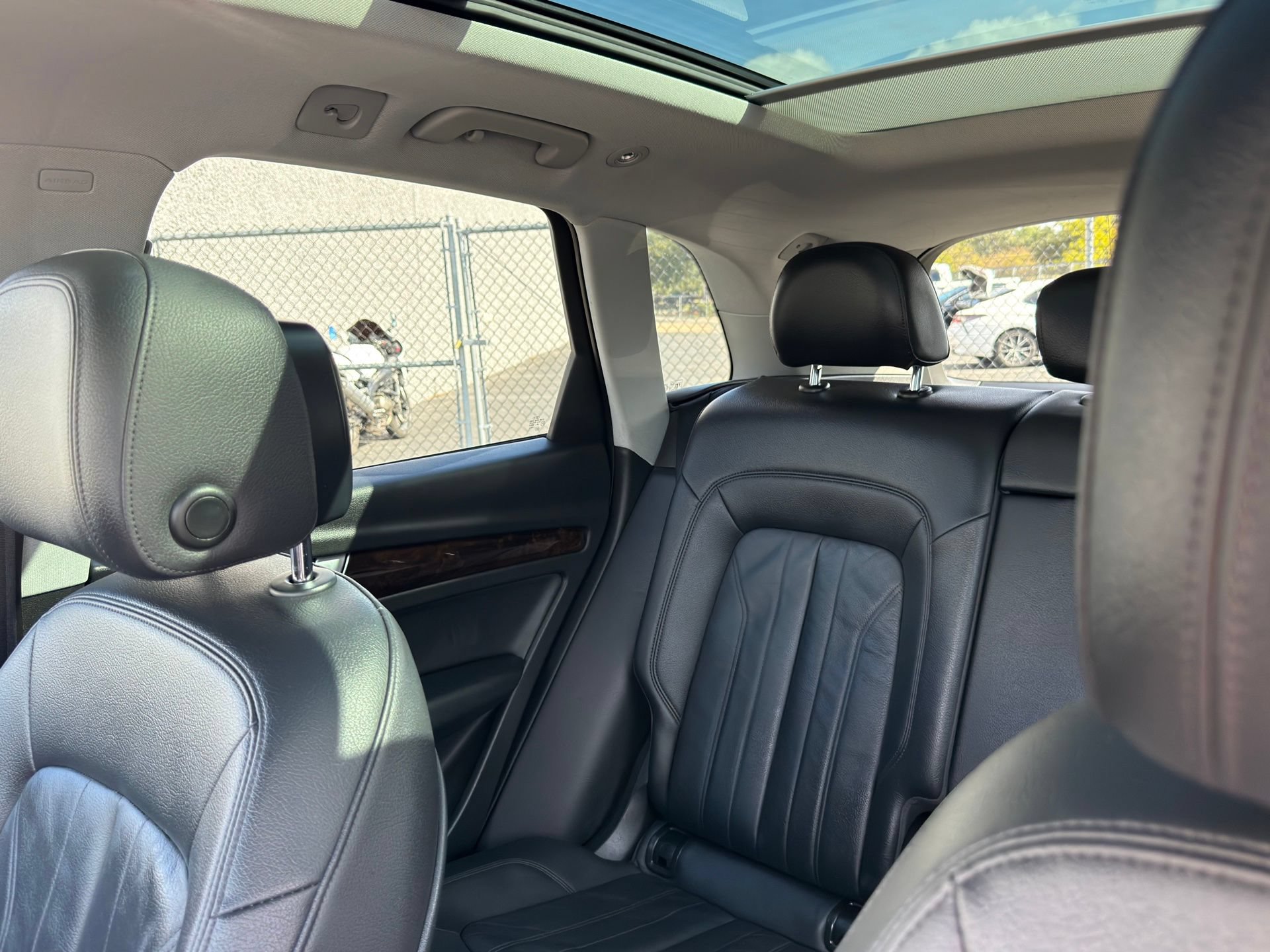 Used 2018 Audi Q5 Premium Plus w/ Premium Plus Package AWD/4WD image 15