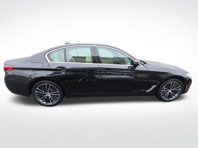 Used 2023 BMW 540i xDrive w/ Premium Package image 8