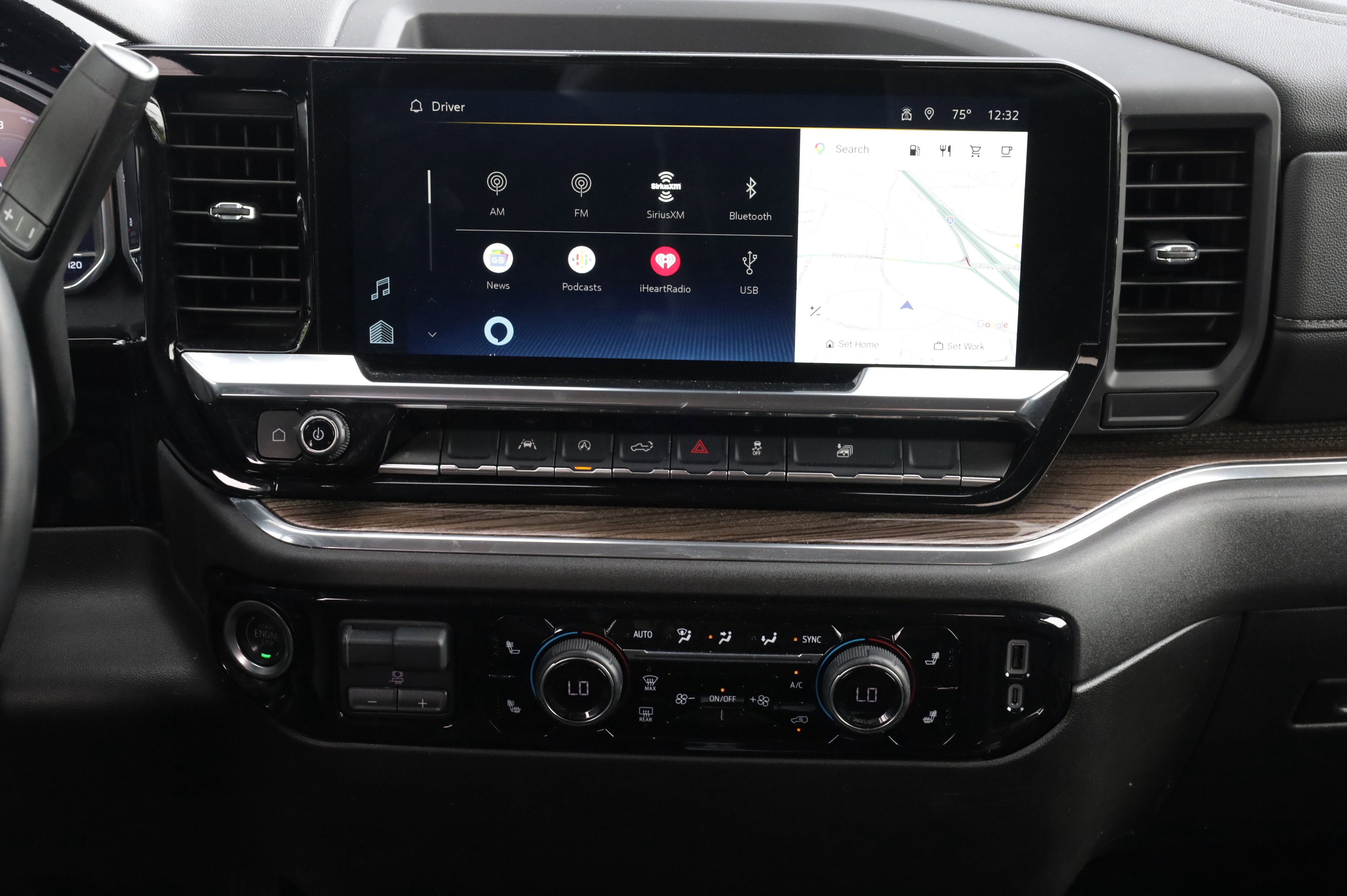 Used 2025 Chevrolet Silverado 1500 LT image 9