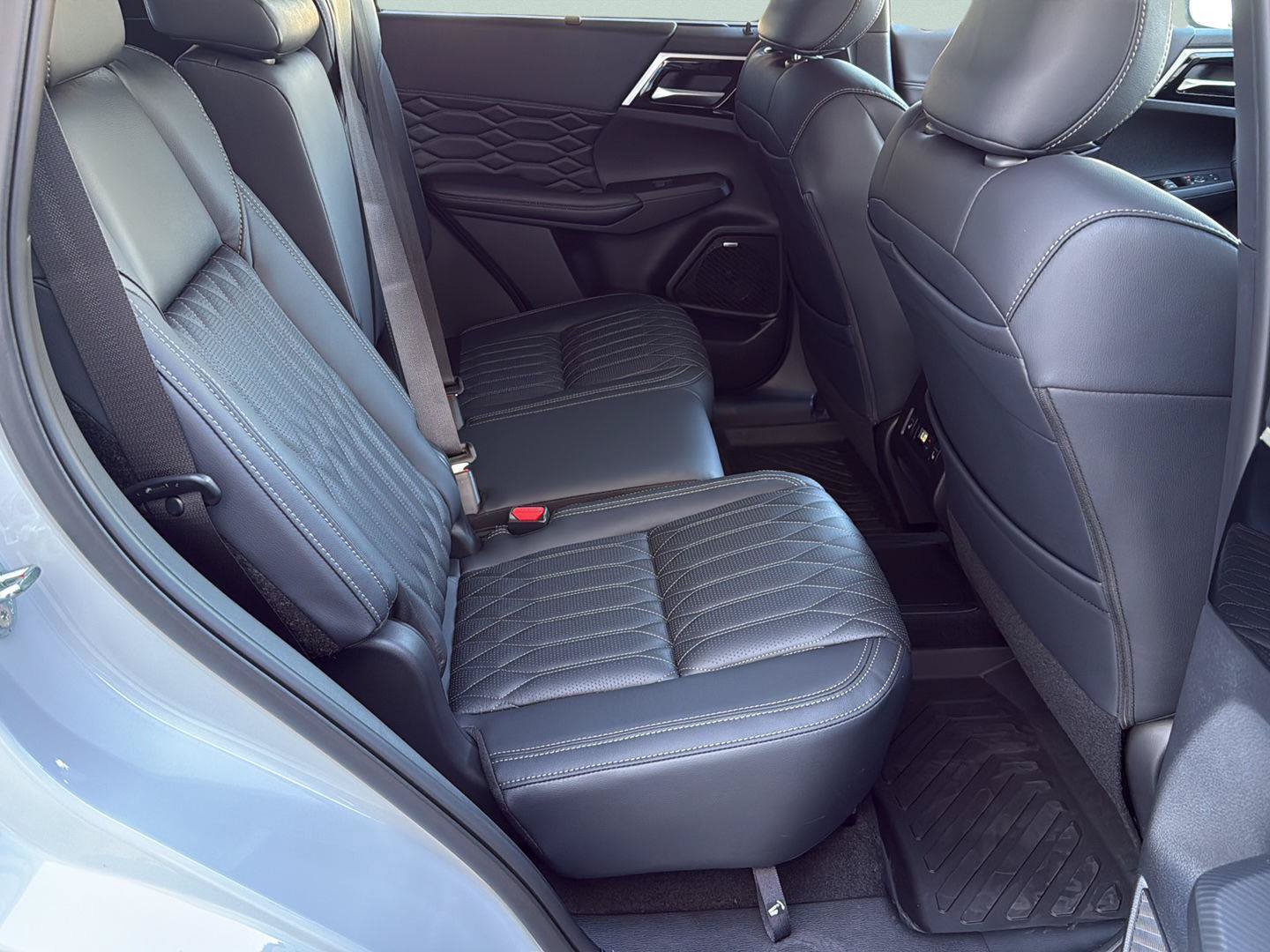 New 2026 Mitsubishi Outlander SEL AWD/4WD image 27