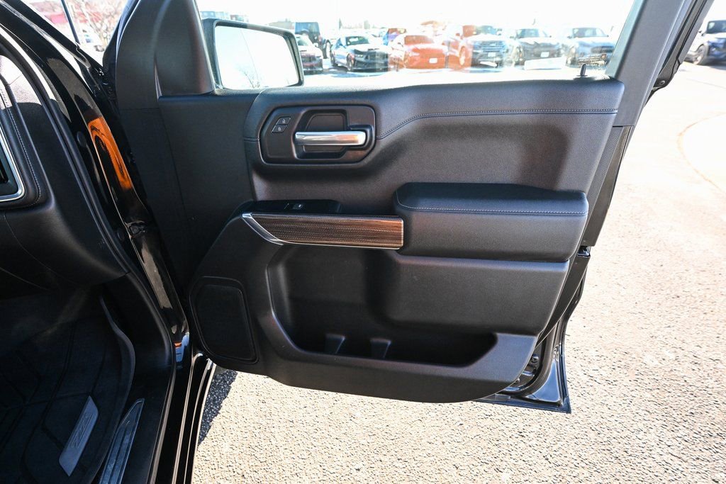 Used 2019 Chevrolet Silverado 1500 RST image 26