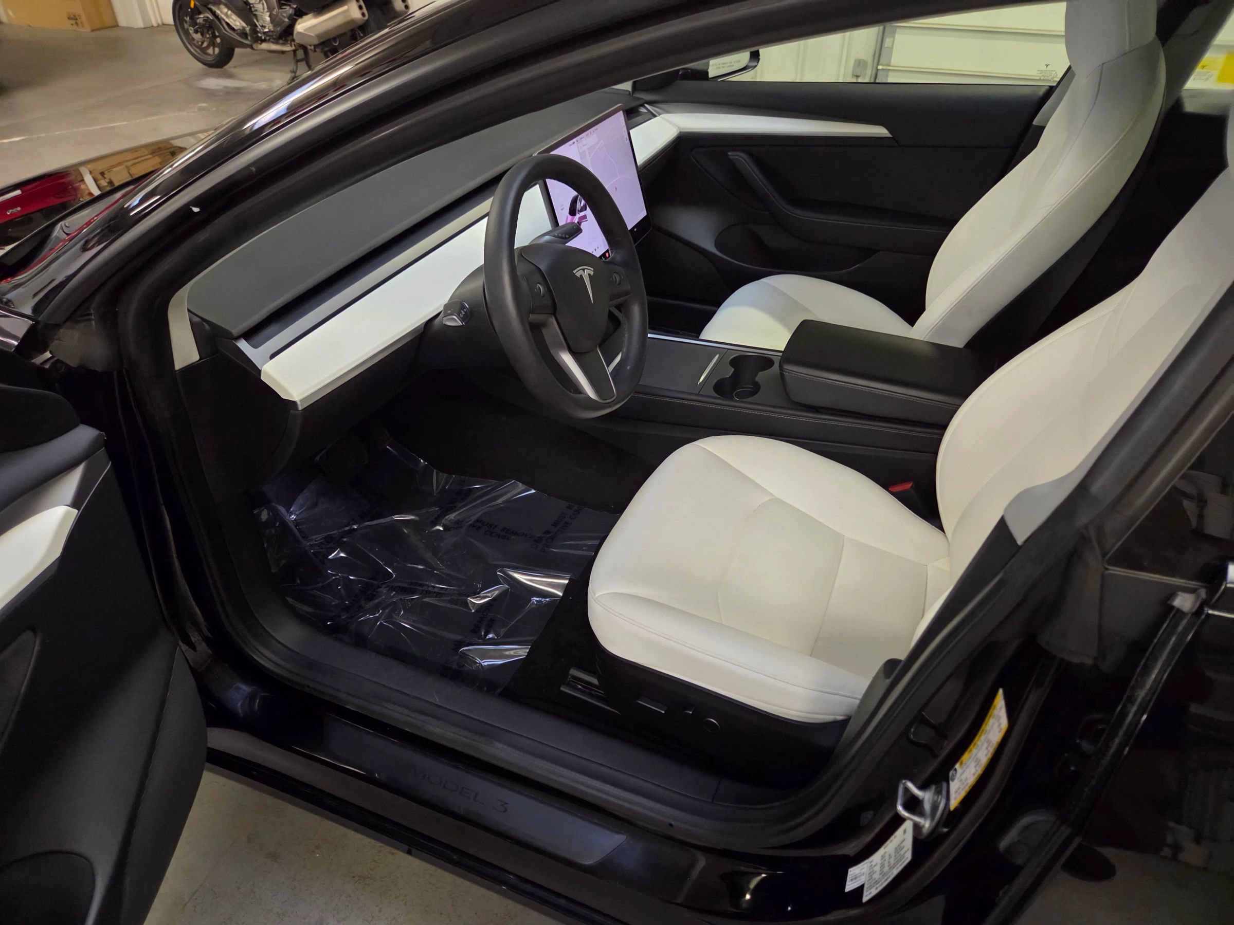 Used 2022 Tesla Model 3 Long Range AWD/4WD image 14