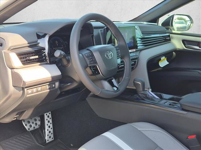 New 2026 Toyota Camry SE FWD image 3