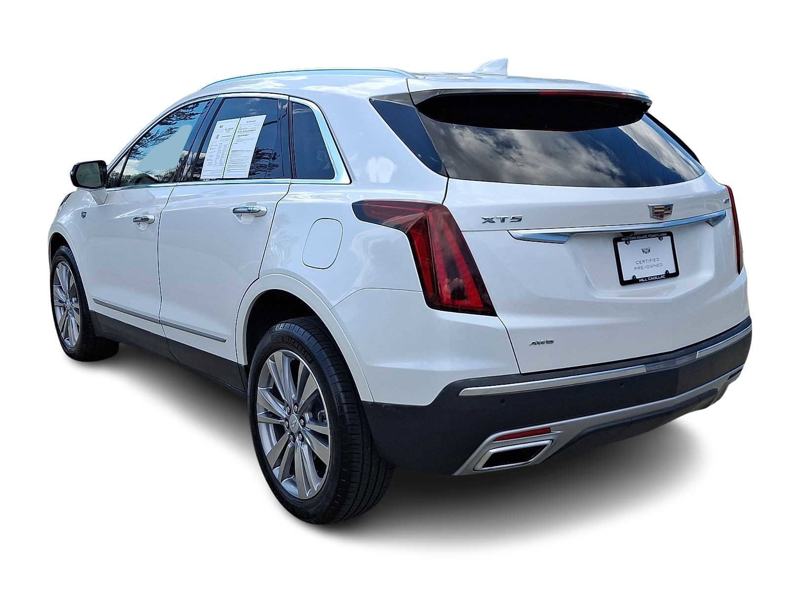 Certified 2023 Cadillac XT5 Premium Luxury image 3