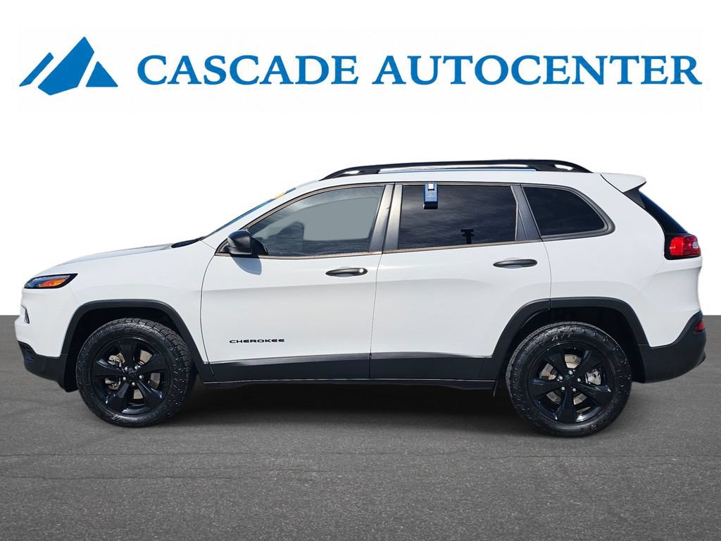 Used 2017 Jeep Cherokee Sport AWD/4WD image 3