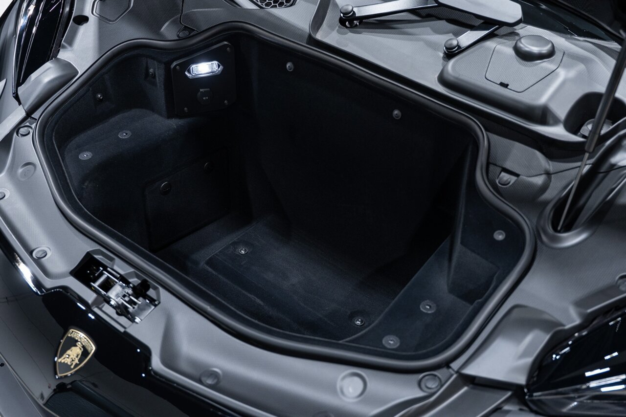 Used 2026 Lamborghini Temerario AWD/4WD image 37