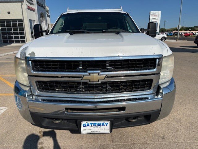 Used 2010 Chevrolet Silverado 2500 W/T image 2