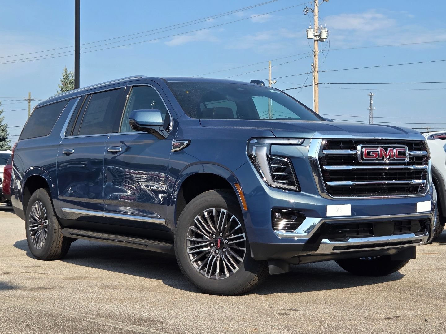 New 2026 GMC Yukon XL Elevation w/ Elevation Premium Package AWD/4WD video 2