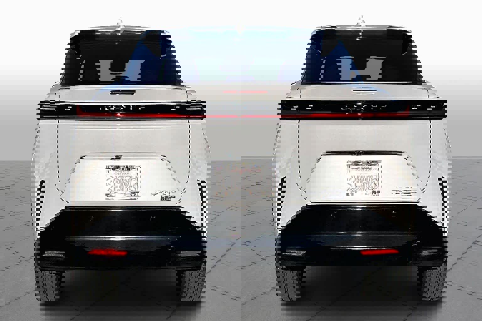 Used 2023 Lexus RZ 450e Premium image 4