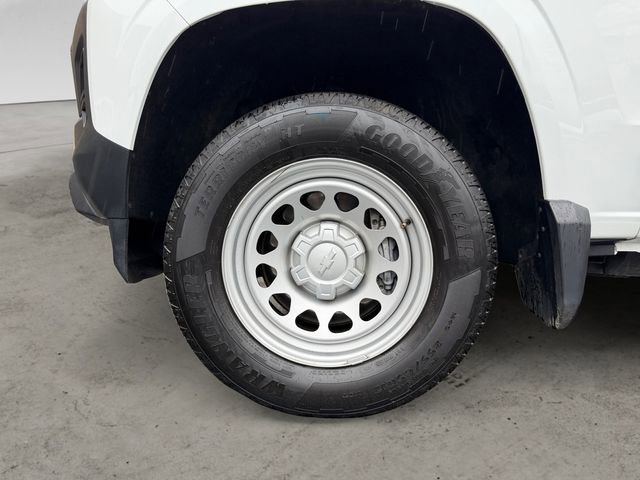 Used 2025 Chevrolet Colorado W/T w/ Advanced Trailering Package image 14