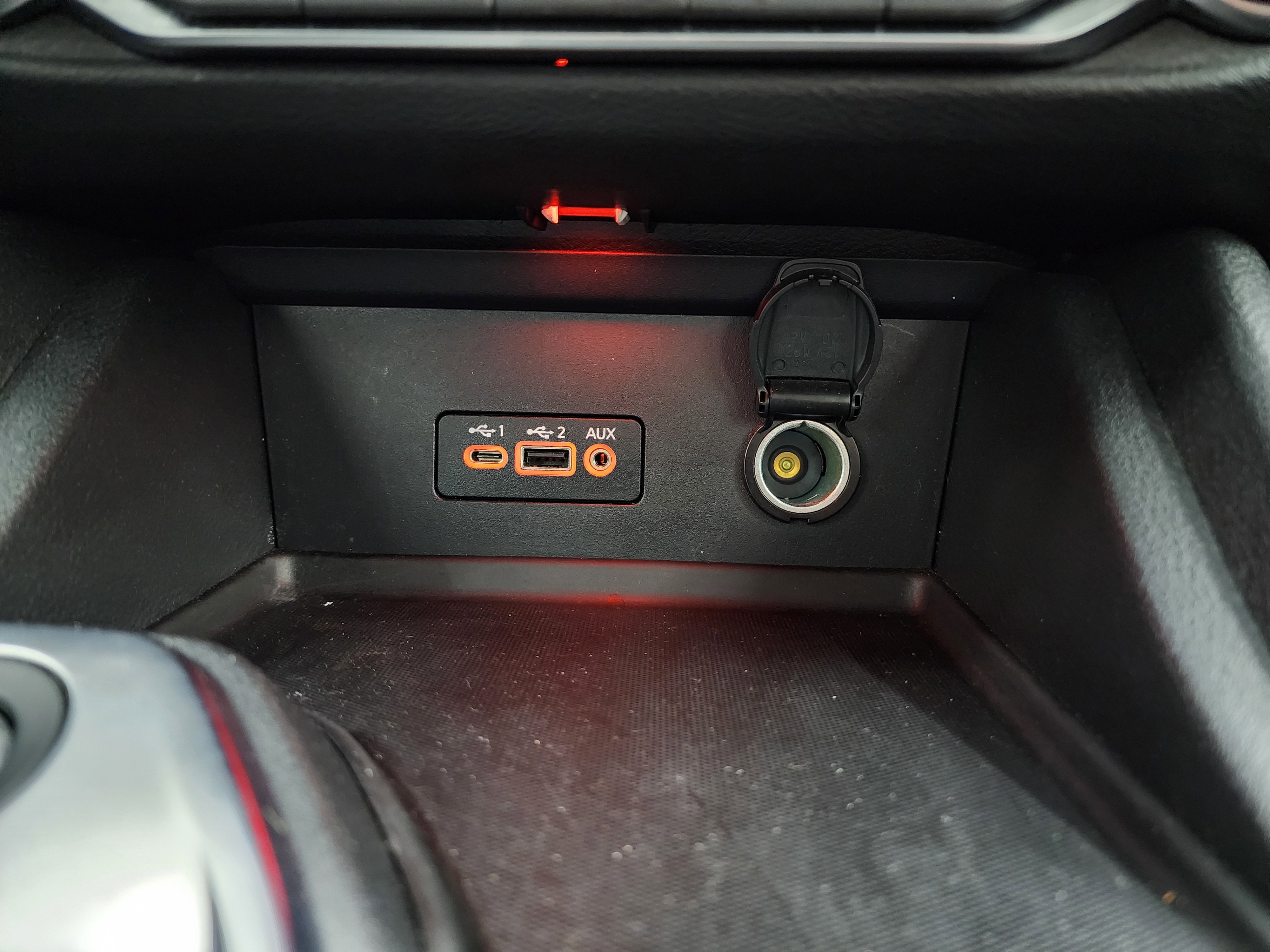 Used 2023 Nissan Sentra SV image 44