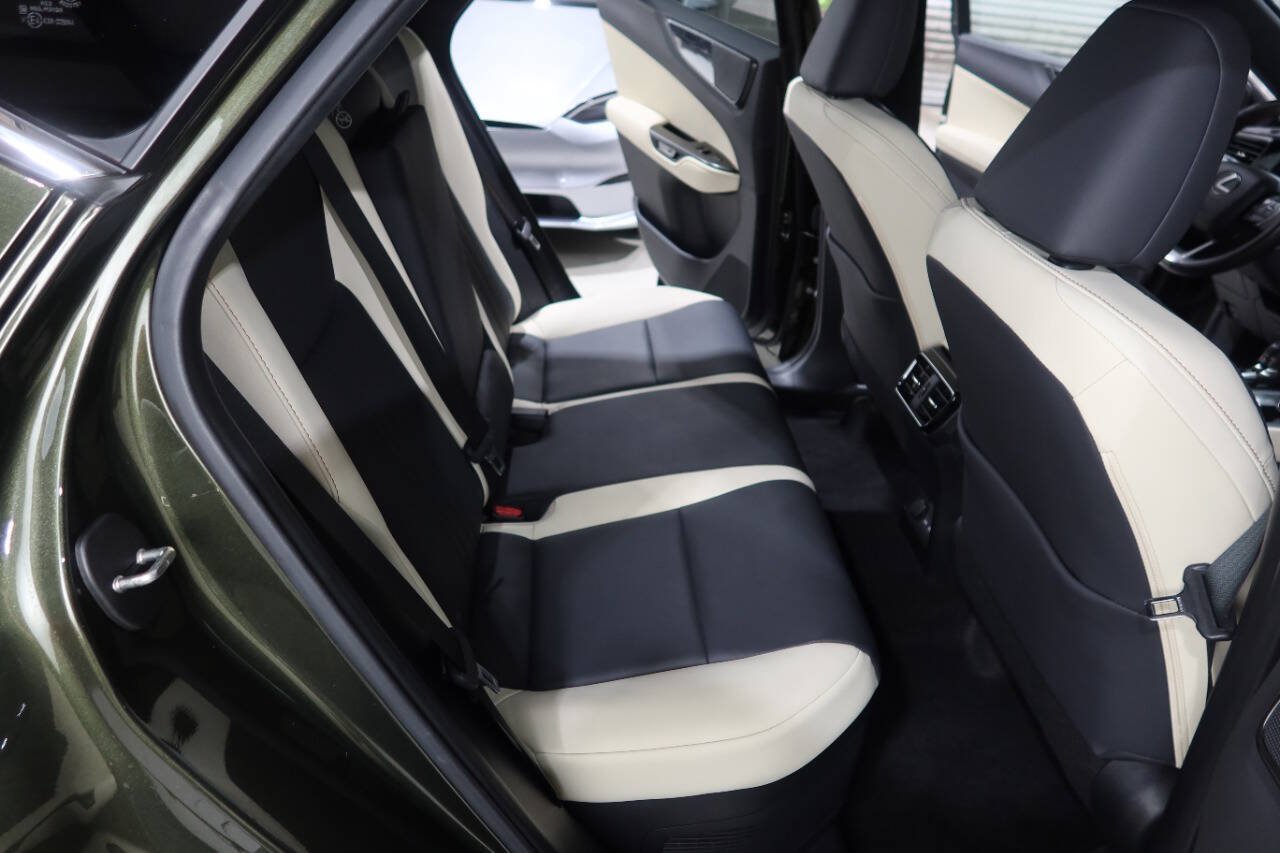 Used 2024 Lexus NX 350h AWD image 15