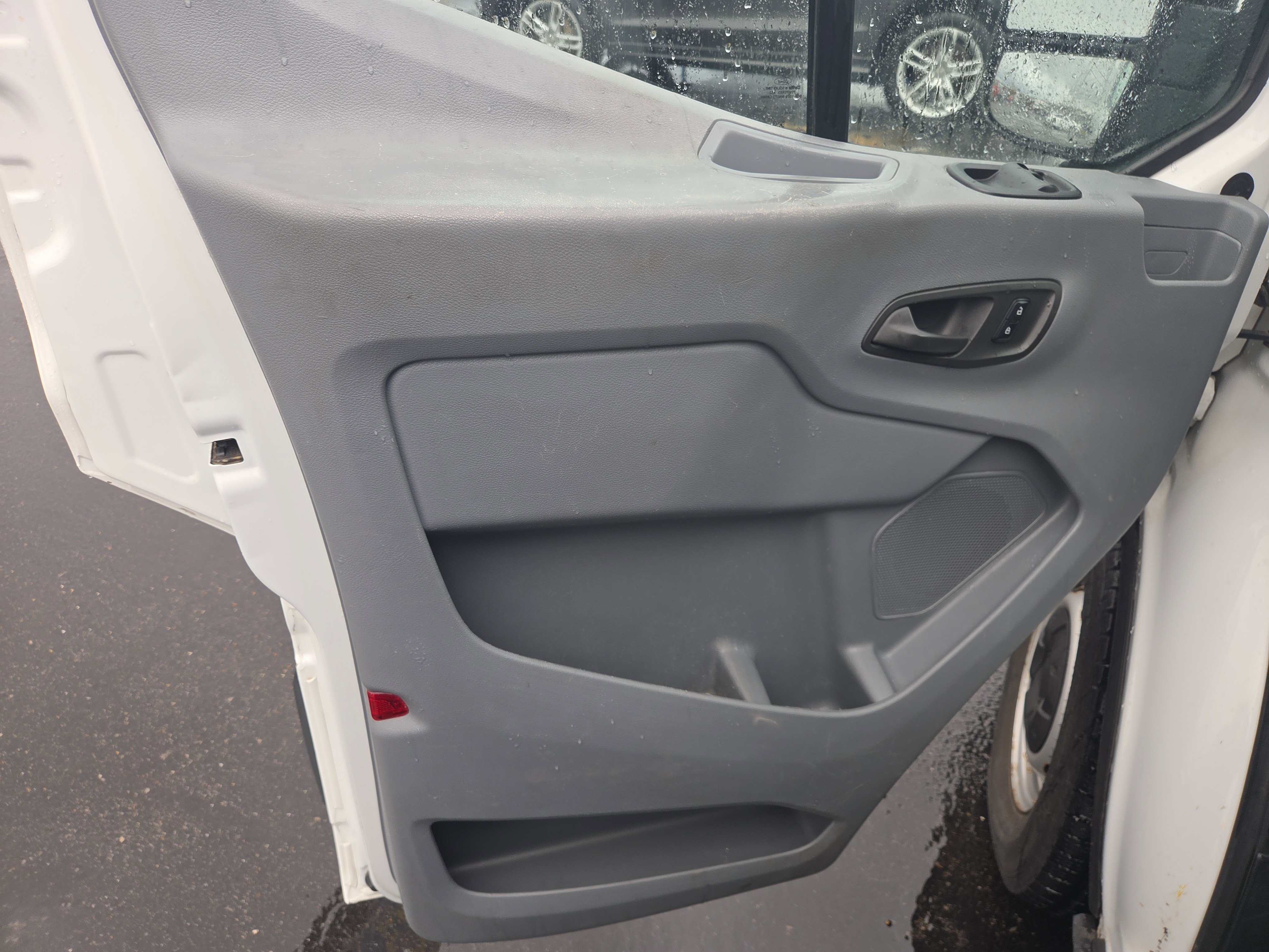 Used 2018 Ford Transit 150 130 Low Roof image 11