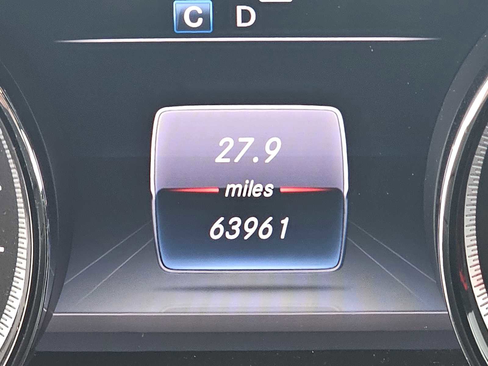 Used 2017 Mercedes-Benz E 300 image 24