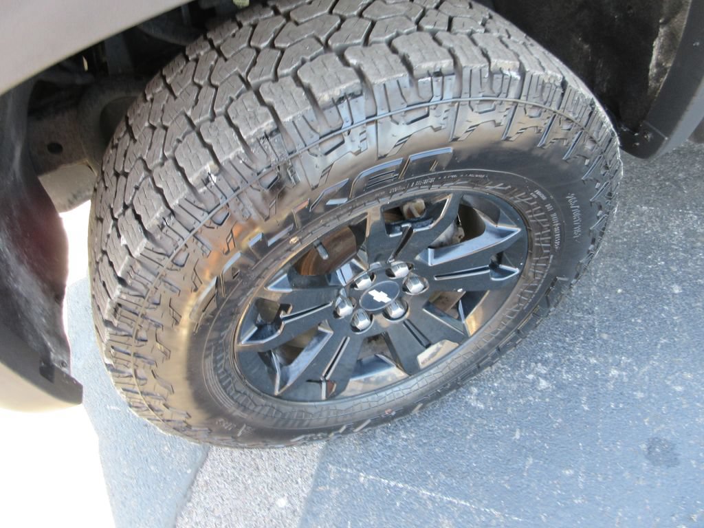 Used 2016 Chevrolet Colorado Z71 AWD/4WD image 13