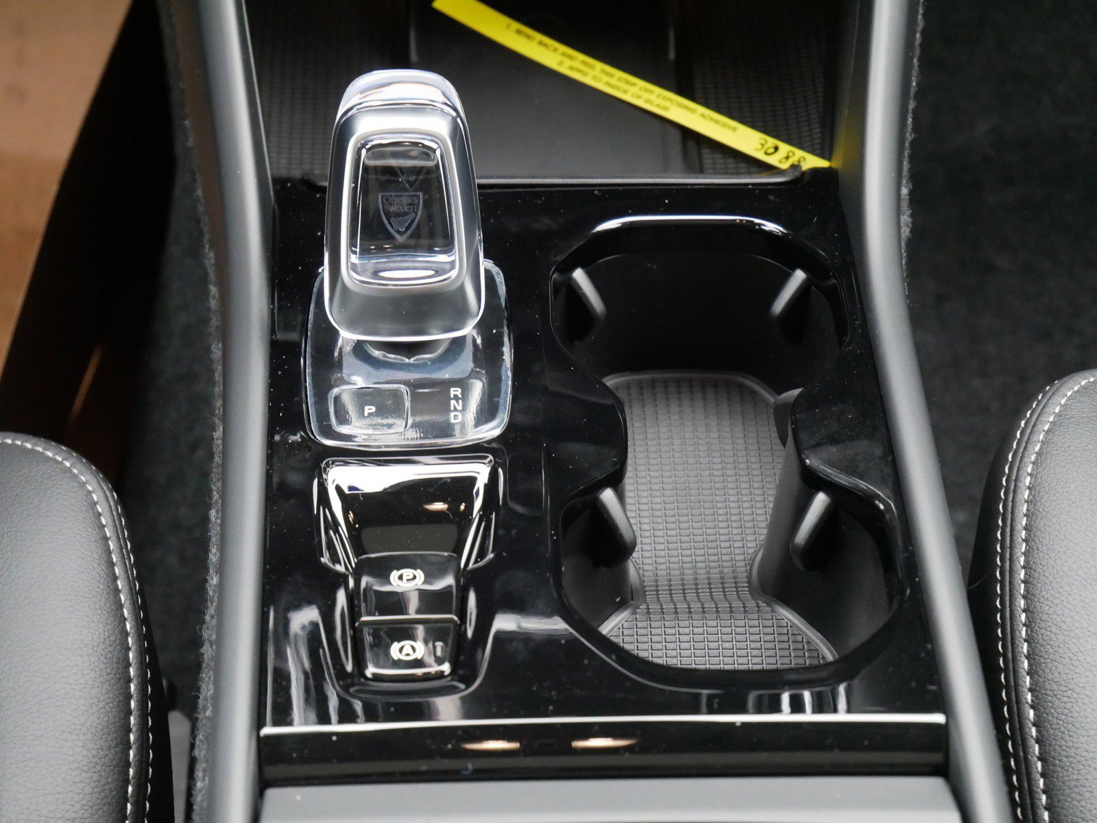 New 2026 Volvo XC40 B5 Plus w/ Protection Package Premier AWD/4WD image 9