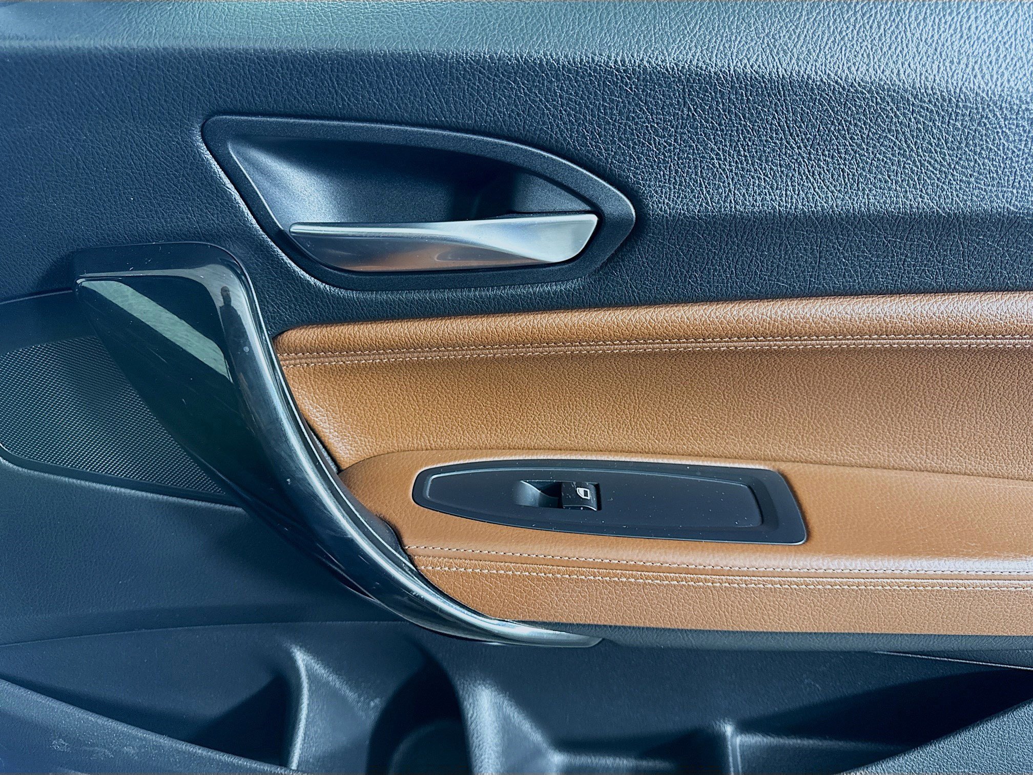 Used 2016 BMW 228i xDrive Convertible image 28